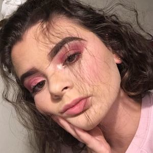 Meet your Posher, Emma leigh